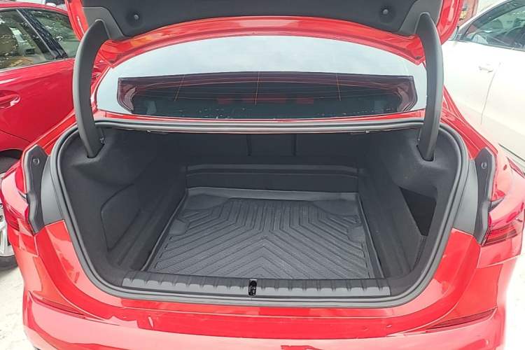 Used BMW 2 Series 2023 225i Four-Door Coupe M Sport Shadowline Package Trunk