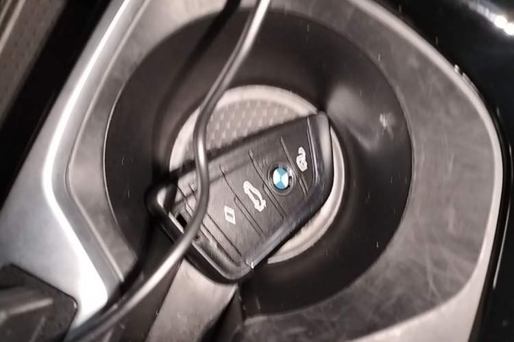 Used BMW 2 Series 2023 225i Four-Door Coupe M Sport Package Vehicle Key