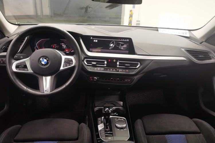 Used BMW 2 Series 2023 Facelifted 225i Four-Door Coupe M Sport Night Edition Package Center Console