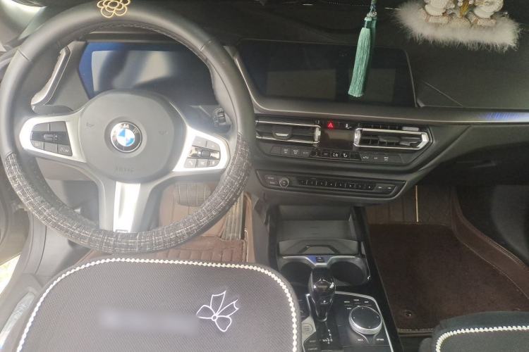 Used BMW 2 Series 2023 225i Four-Door Coupe M Sport Shadowline Package Center Console
