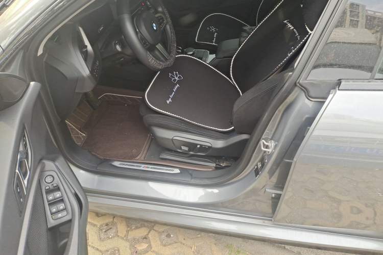 Used BMW 2 Series 2023 225i Four-Door Coupe M Sport Shadowline Package Driver Seat