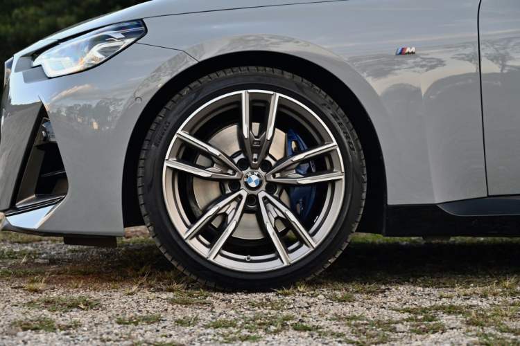 Used BMW 2 Series 2023 M240i Exterior 6