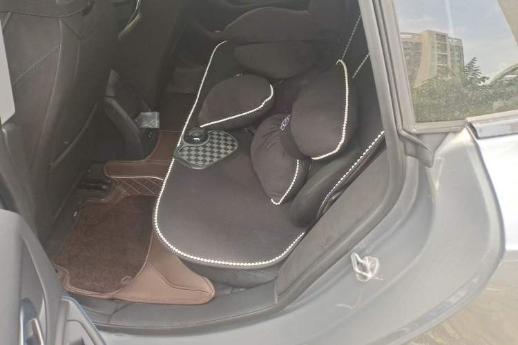 Used BMW 2 Series 2023 225i Four-Door Coupe M Sport Shadowline Package Left Rear Seat
