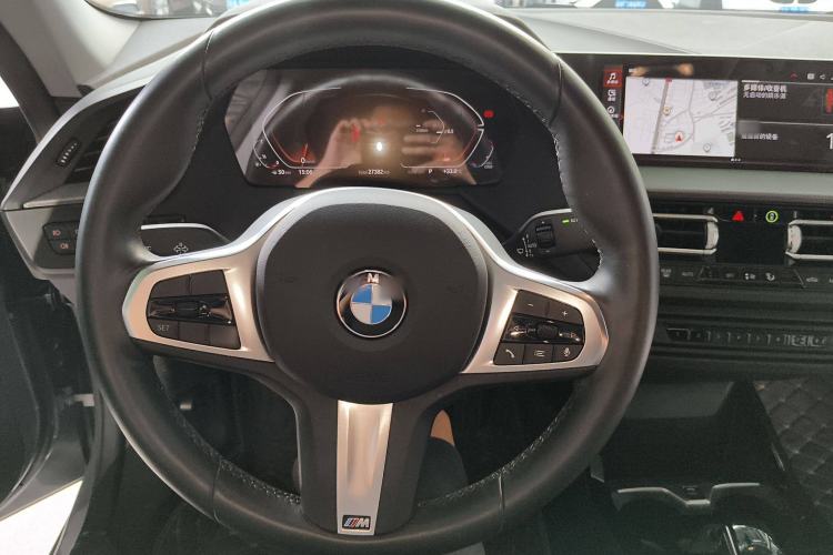 Used BMW 2 Series 2023 225i Four-Door Coupe M Sport Package Steering Wheel