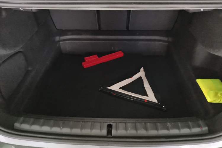 Used BMW 2 Series 2023 225i Four-Door Coupe M Sport Package Trunk