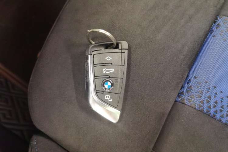 Used BMW 2 Series 2023 Facelifted 225i Four-Door Coupe M Sport Night Edition Package Vehicle Key