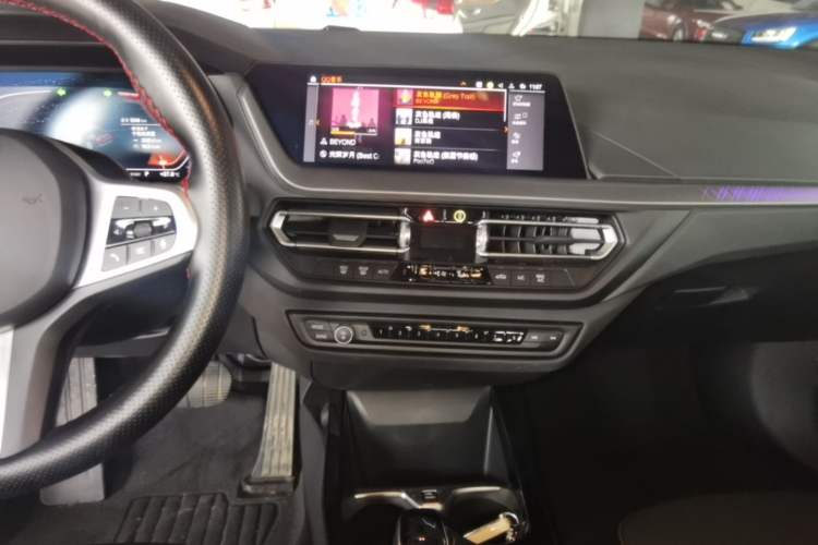 Used BMW 2 Series 2023 225i Four-Door Coupe M Sport Package Audio And AC Panel
