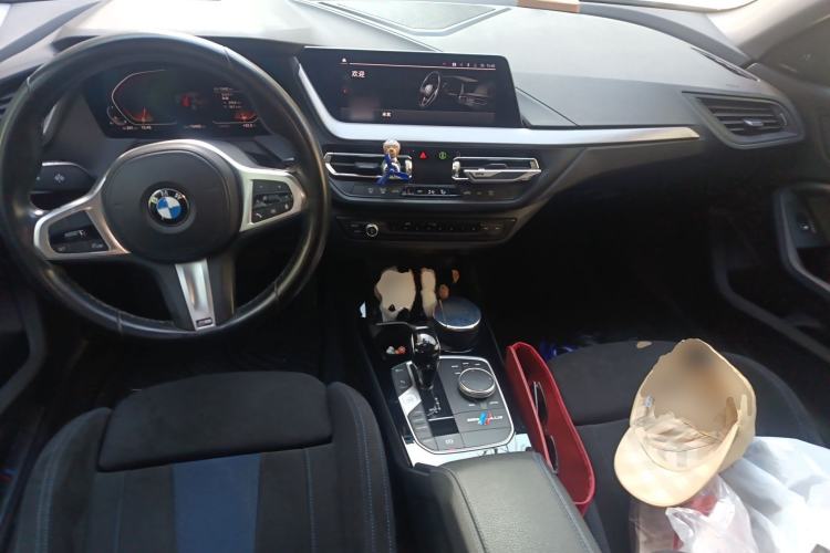 Used BMW 2 Series 2023 225i Four-Door Coupe M Sport Shadowline Package Center Console