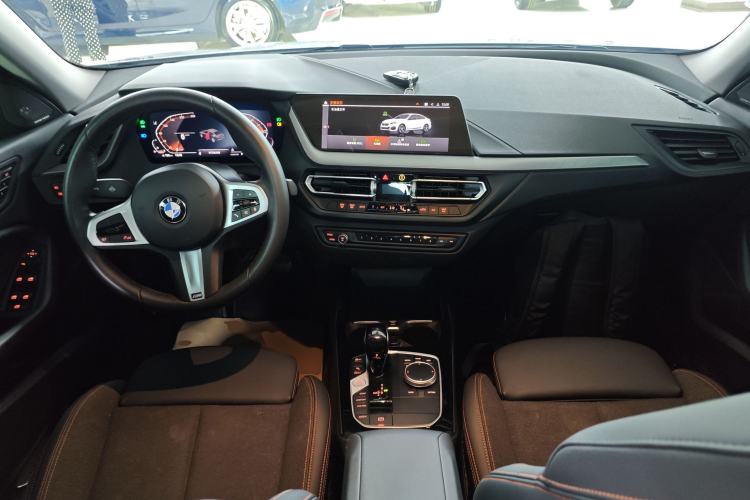 Used BMW 2 Series 2023 225i Four-Door Coupe M Sport Package Center Console