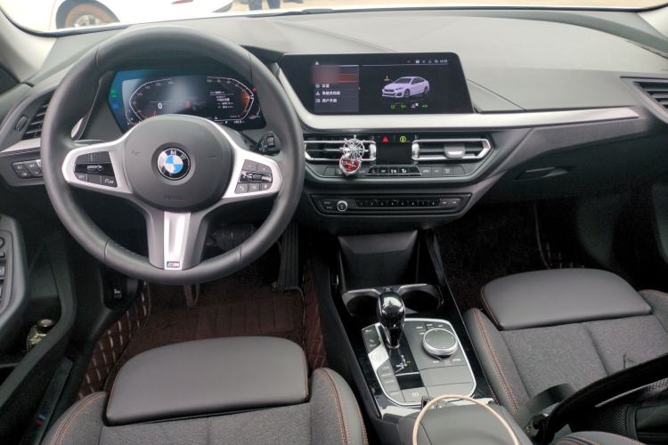 Used BMW 2 Series 2023 225i Four-Door Coupe M Sport Package Center Console