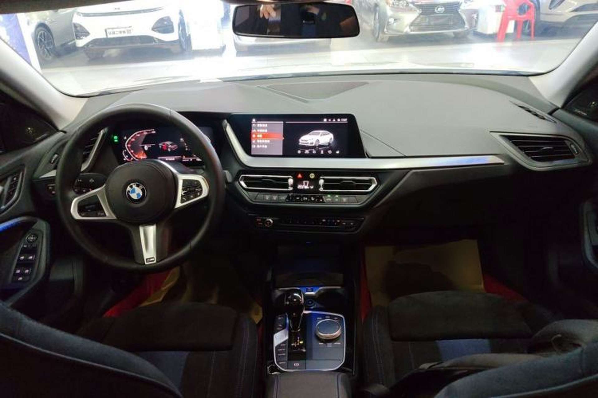 Used BMW 2 Series 2023 225i Four-Door Coupe M Sport Shadowline Package Center Console