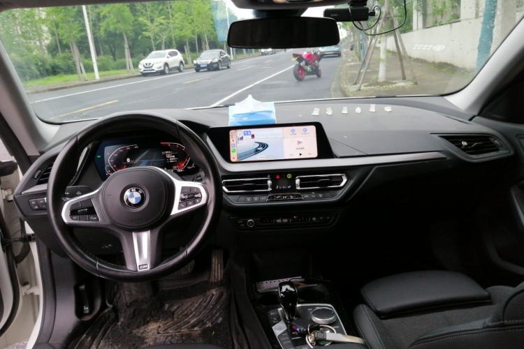 Used BMW 2 Series 2023 225i Four-Door Coupe M Sport Package Center Console