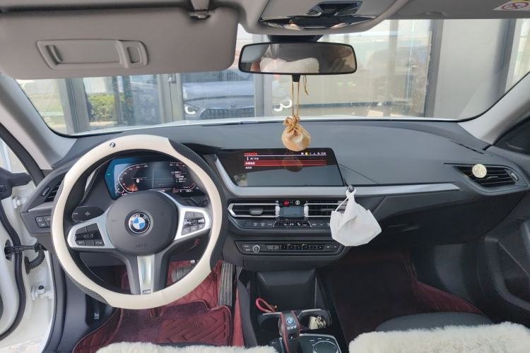 Used BMW 2 Series 2023 225i Four-Door Coupe M Sport Package Center Console