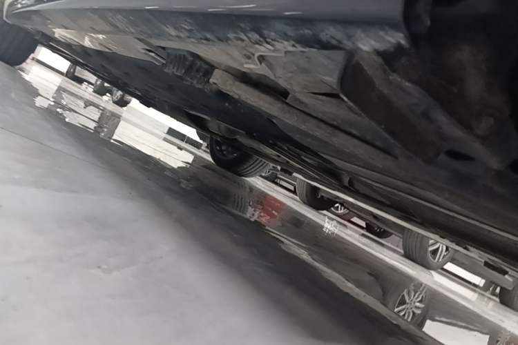 Used BMW 2 Series 2023 225i Four-Door Coupe M Sport Shadowline Package Chassis Rear Left