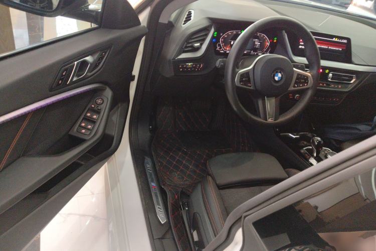 Used BMW 2 Series 2023 225i Four-Door Coupe M Sport Package Driver Seat