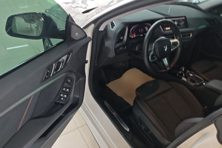 Used BMW 2 Series 2023 225i Four-Door Coupe M Sport Package Driver Seat