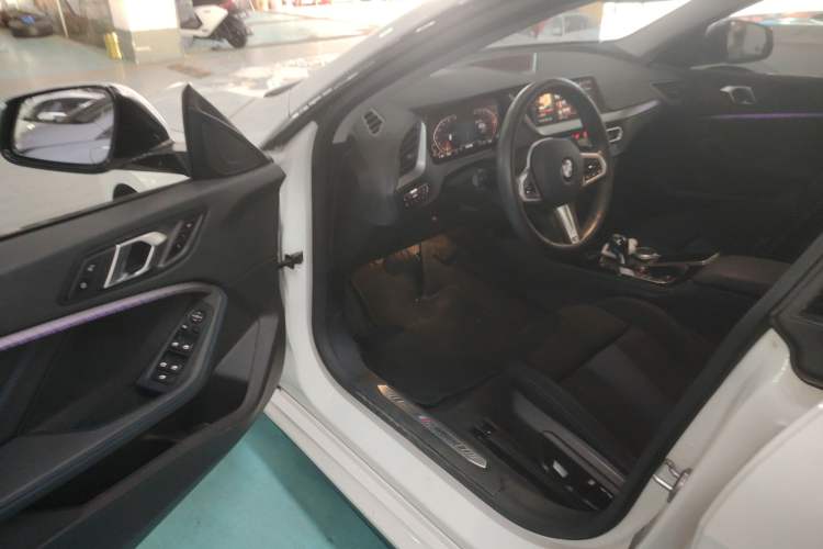 Used BMW 2 Series 2023 Facelifted 225i Four-Door Coupe M Sport Night Edition Package Driver Seat