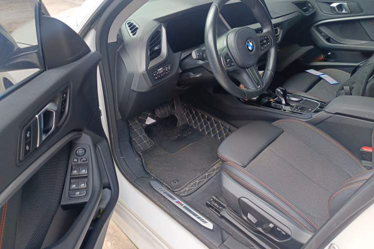 Used BMW 2 Series 2023 225i Four-Door Coupe M Sport Package Driver Seat