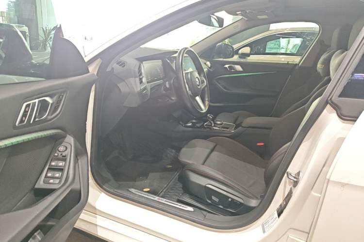 Used BMW 2 Series 2023 225i Four-Door Coupe M Sport Package Driver Seat