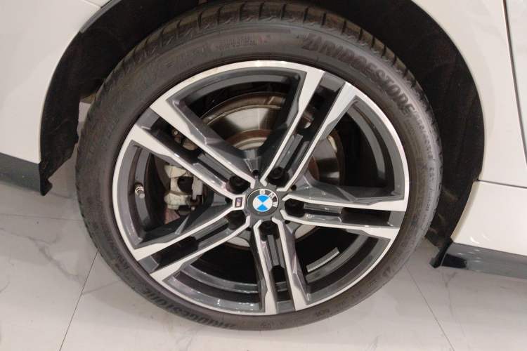 Used BMW 2 Series 2023 225i Four-Door Coupe M Sport Package Exterior 3