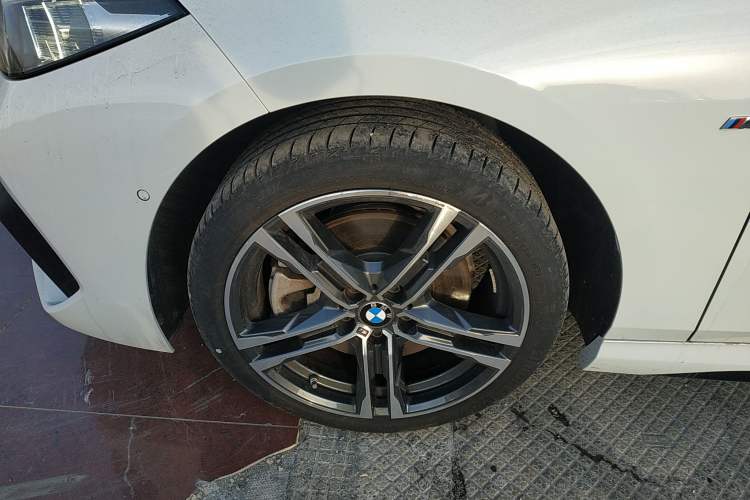 Used BMW 2 Series 2023 225i Four-Door Coupe M Sport Package Exterior 4