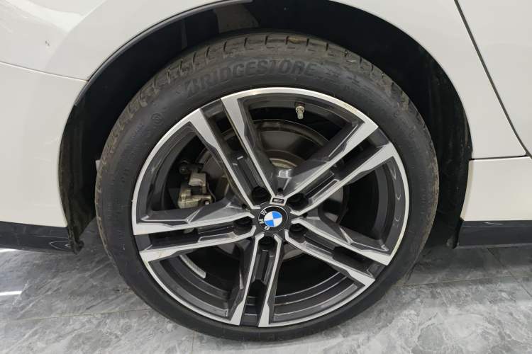 Used BMW 2 Series 2023 225i Four-Door Coupe M Sport Package Exterior 5