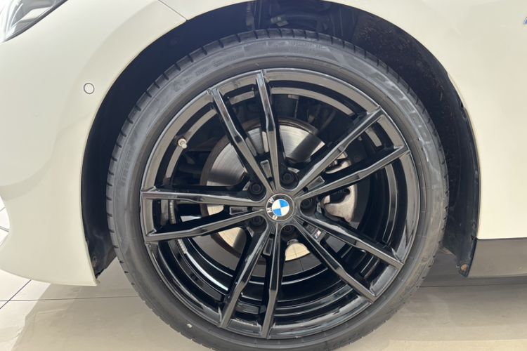 Used BMW 2 Series 2023 225i M Sport Night Edition Package Exterior 5