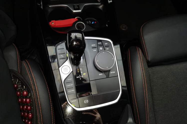 Used BMW 2 Series 2023 225i Four-Door Coupe M Sport Package Gear Lever