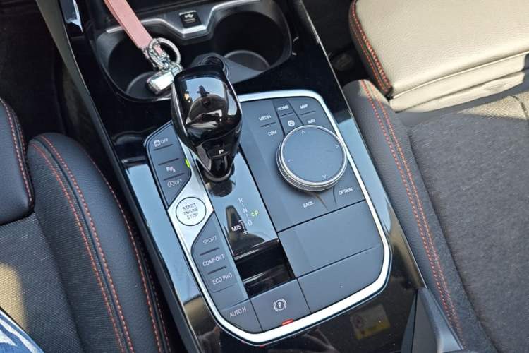Used BMW 2 Series 2023 225i Four-Door Coupe M Sport Package Gear Lever