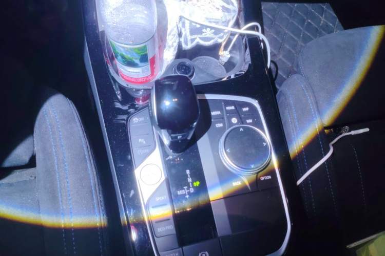 Used BMW 2 Series 2023 225i Four-Door Coupe M Sport Shadowline Package Gear Lever