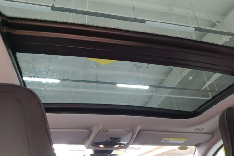 Used BMW 2 Series 2023 Facelifted 225i Four-Door Coupe M Sport Night Edition Package Headliner