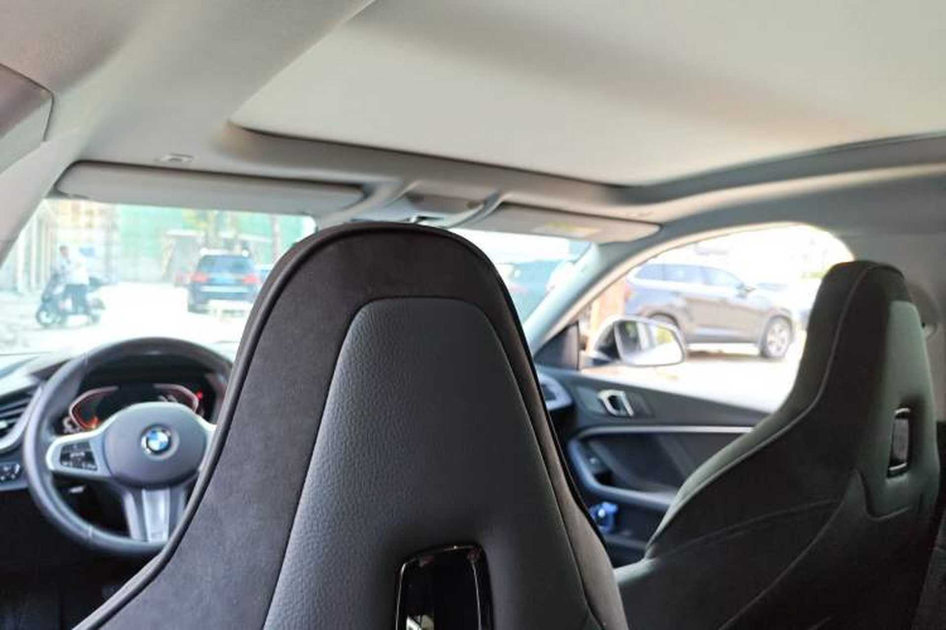 Used BMW 2 Series 2023 225i Four-Door Coupe M Sport Shadowline Package Headliner