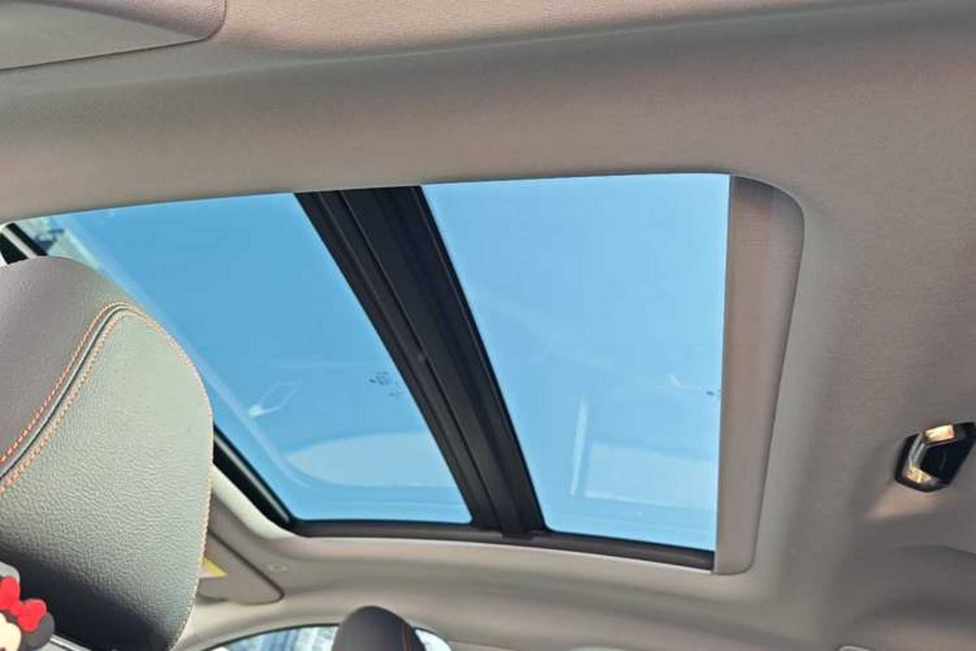 Used BMW 2 Series 2023 225i Four-Door Coupe M Sport Package Headliner
