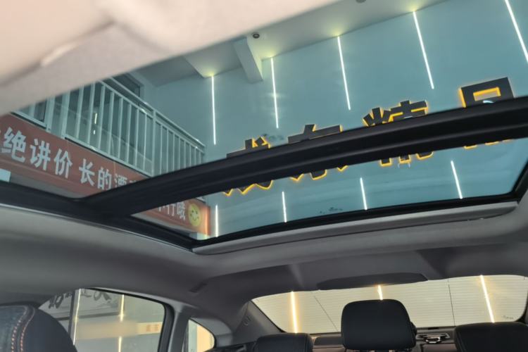 Used BMW 2 Series 2023 225i Four-Door Coupe M Sport Package Headliner