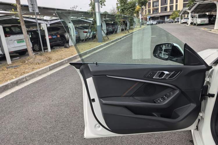Used BMW 2 Series 2023 225i Four-Door Coupe M Sport Package Interior 1