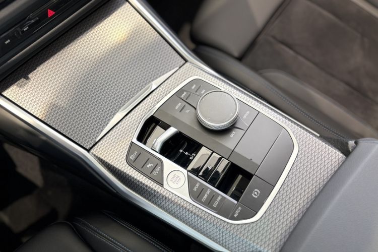 Used BMW 2 Series 2023 225i M Sport Night Edition Package Interior 4