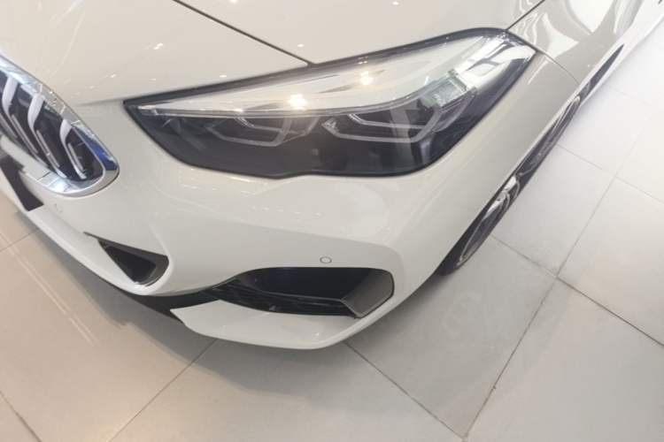 Used BMW 2 Series 2023 225i Four-Door Coupe M Sport Package Left Front Headlight
