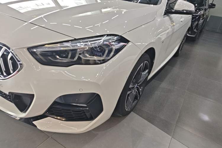 Used BMW 2 Series 2023 225i Four-Door Coupe M Sport Package Left Front Headlight