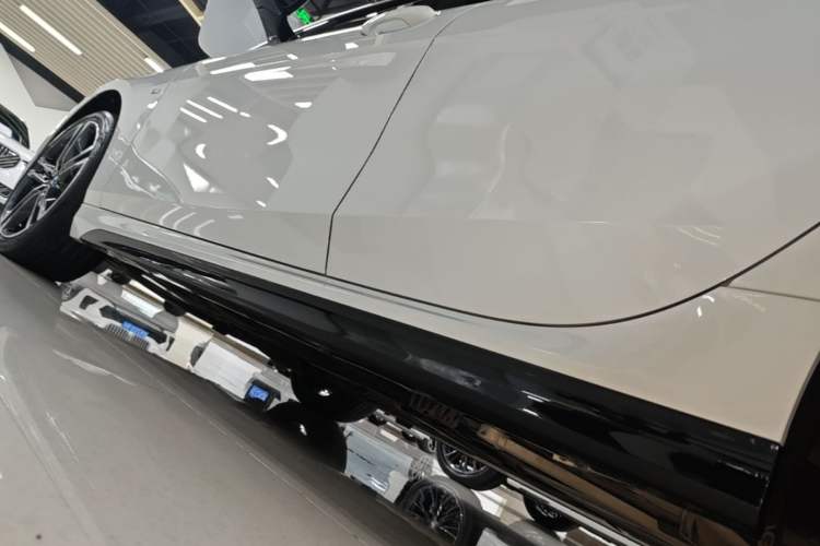 Used BMW 2 Series 2023 225i Four-Door Coupe M Sport Package Left Side Sill