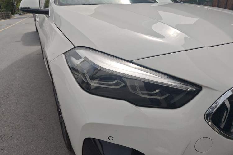 Used BMW 2 Series 2023 225i Four-Door Coupe M Sport Package Right Front Headlight