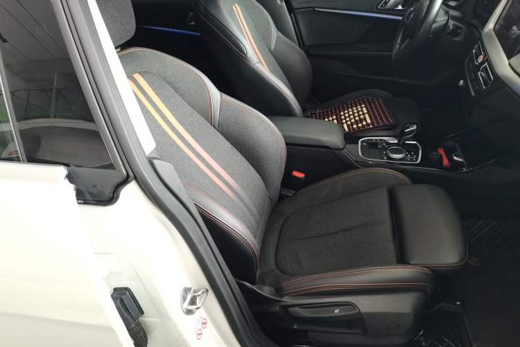 Used BMW 2 Series 2023 225i Four-Door Coupe M Sport Package Right Front Seat