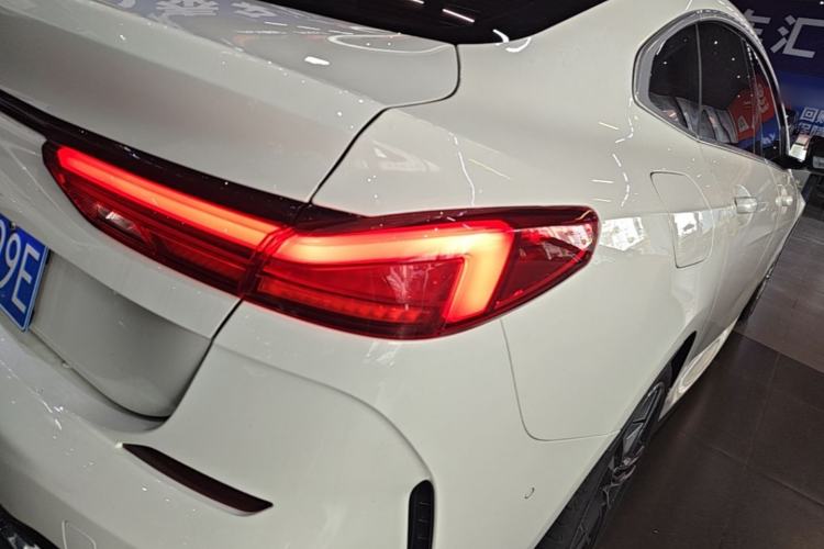 Used BMW 2 Series 2023 225i Four-Door Coupe M Sport Package Right Rear Taillight