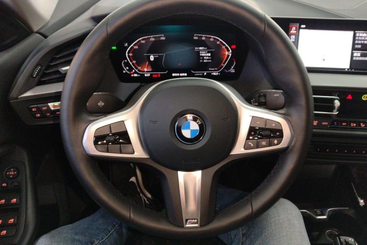 Used BMW 2 Series 2023 225i Four-Door Coupe M Sport Package Steering Wheel