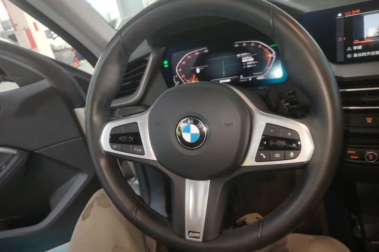 Used BMW 2 Series 2023 Facelifted 225i Four-Door Coupe M Sport Night Edition Package Steering Wheel