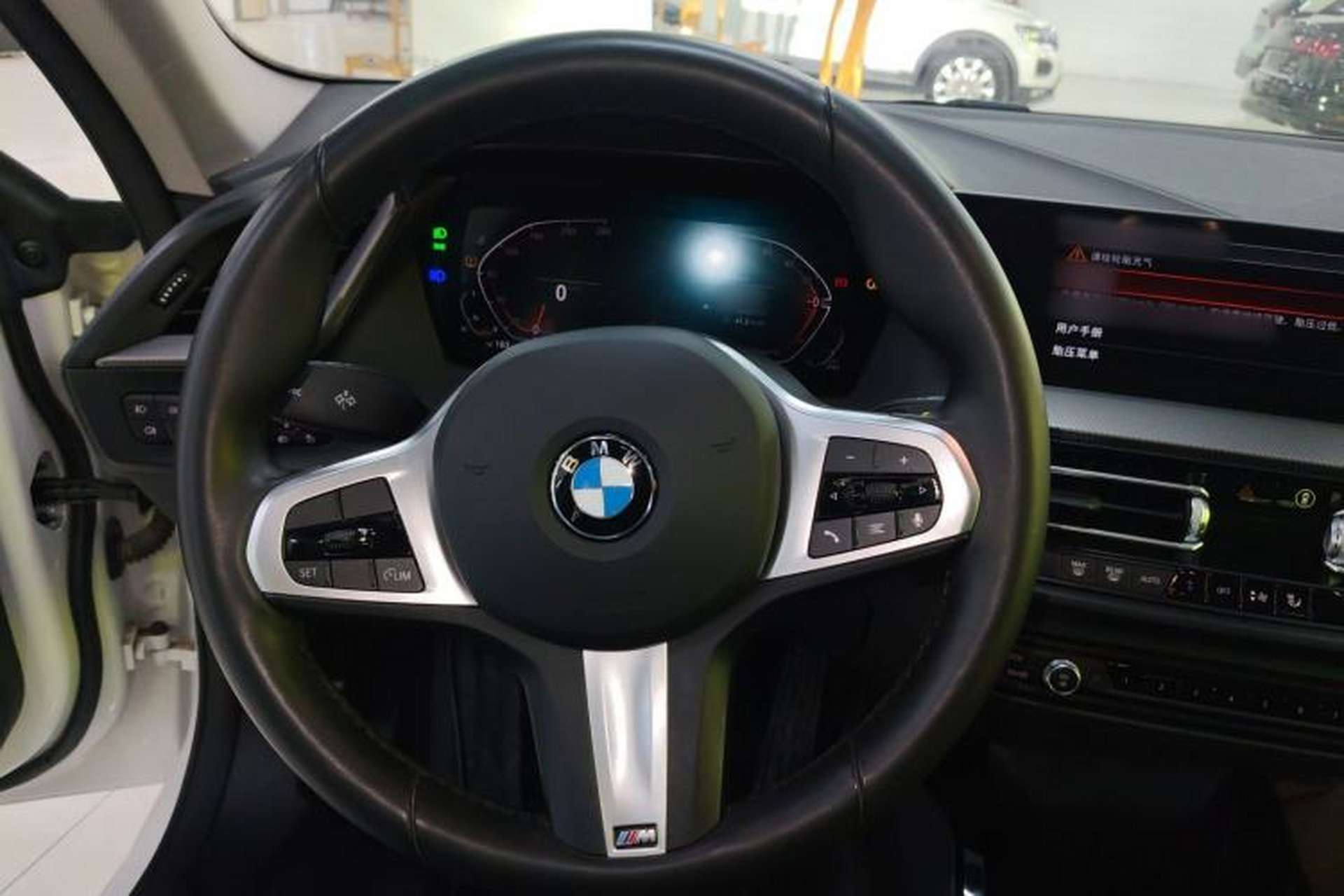 Used BMW 2 Series 2023 225i Four-Door Coupe M Sport Package Steering Wheel