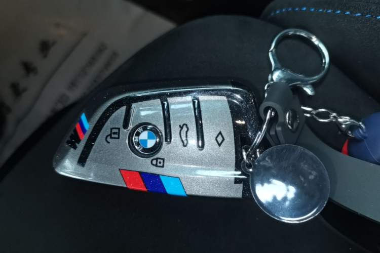 Used BMW 2 Series 2023 225i Four-Door Coupe M Sport Shadowline Package Vehicle Key