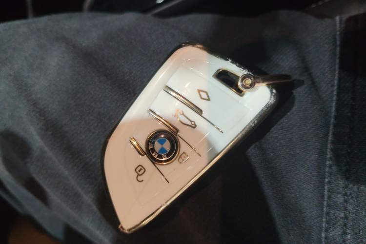 Used BMW 2 Series 2023 225i Four-Door Coupe M Sport Package Vehicle Key