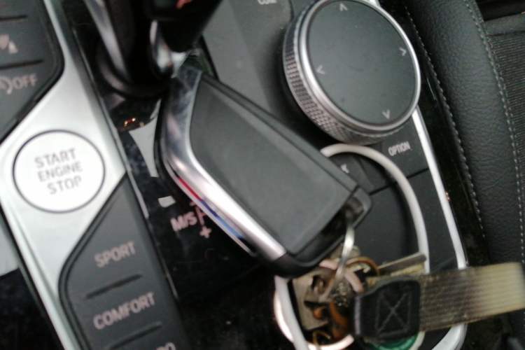 Used BMW 2 Series 2023 225i Four-Door Coupe M Sport Package Vehicle Key