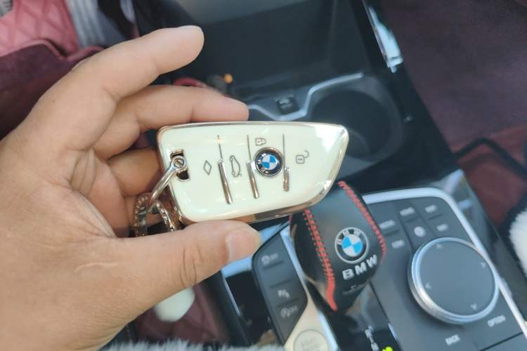 Used BMW 2 Series 2023 225i Four-Door Coupe M Sport Package Vehicle Key