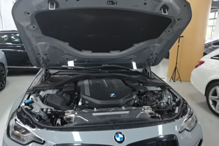 Used BMW 2 Series 2024 M240i Engine Bay